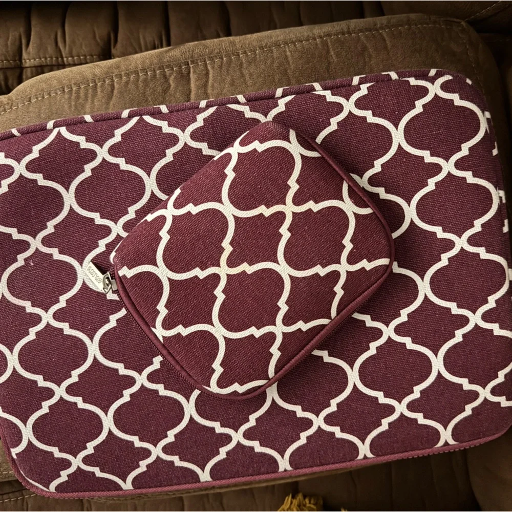 Laptop Sleeve Compatible with 13-13.3 inch MacBook Pro or Air Canvas bag.